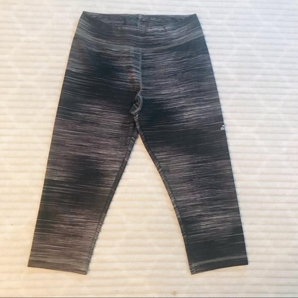 Adidas ClimaLite Gray Black Stripe Compression Cropped Leggings Capri Size Med